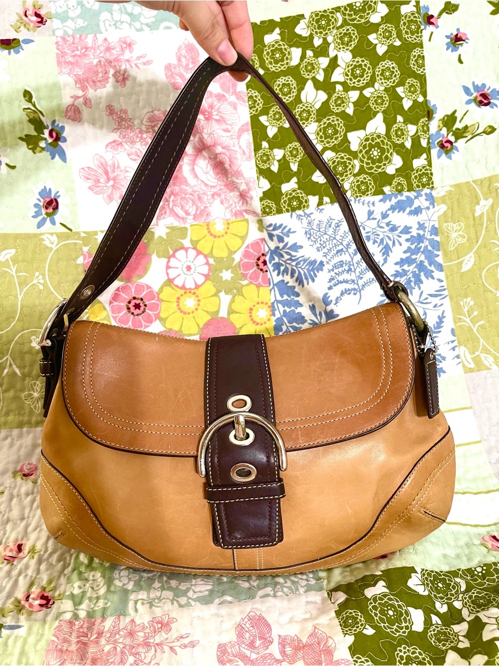 vintage coach camel & brown large soho bag